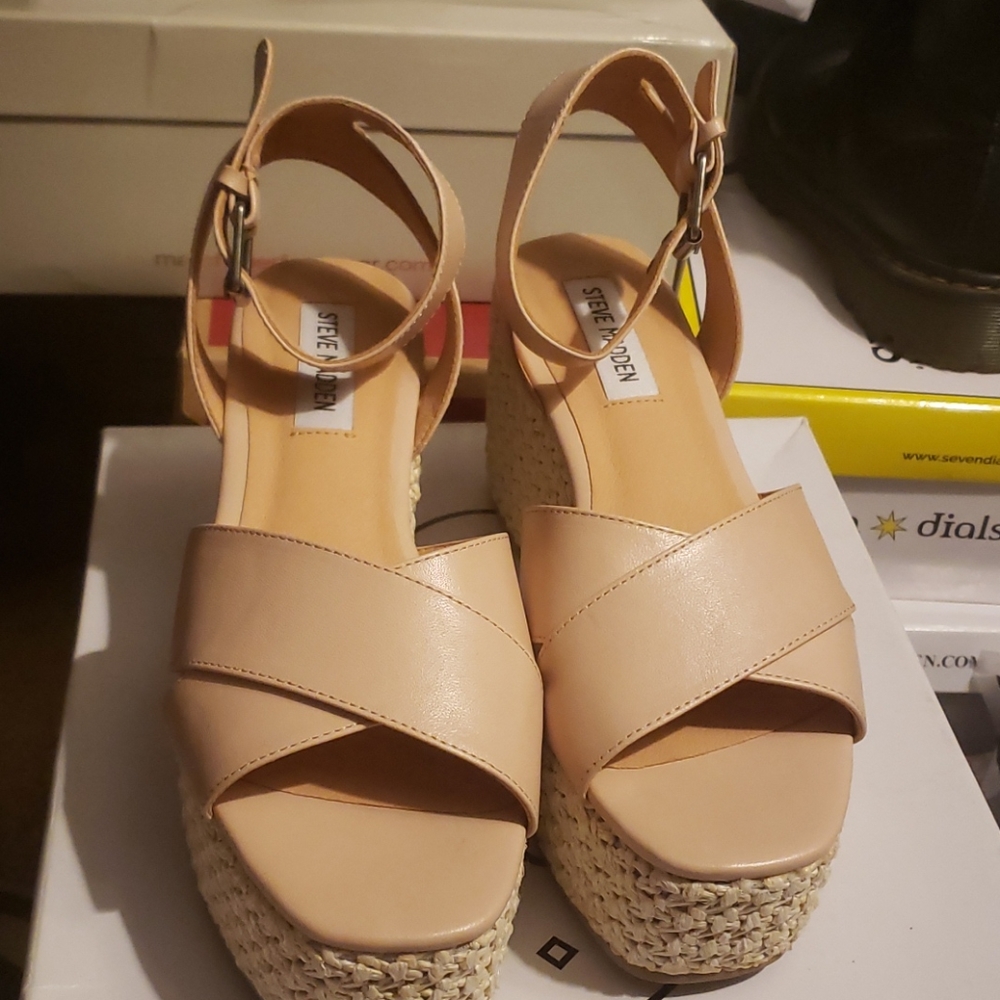 Wedges - Picture 2 of 6